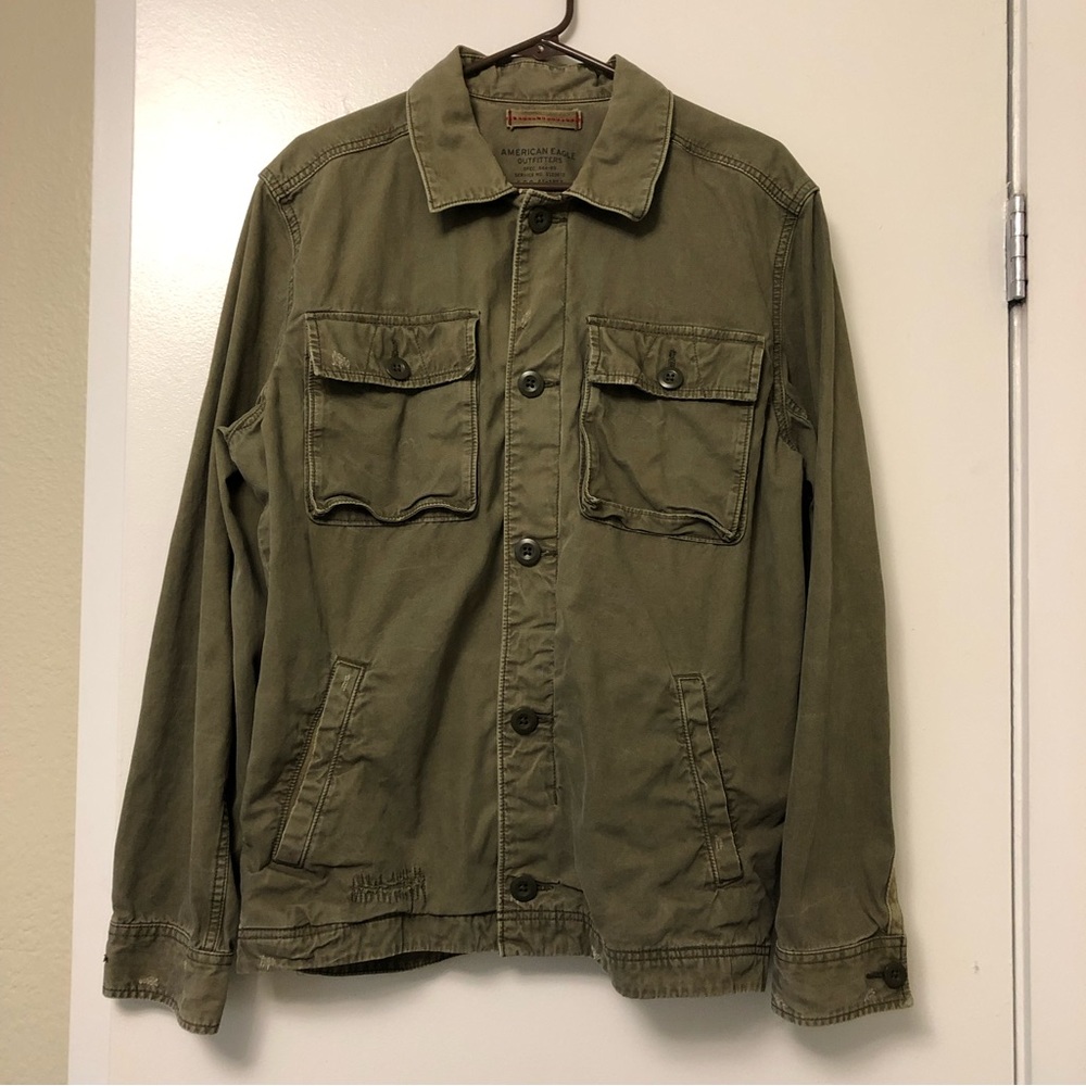 American Eagle Outfitters army green rugged jacket long sleeve top size large